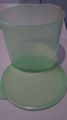 Tupperware fridgesmart green - fridgesmart,